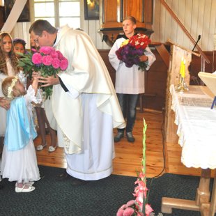 pr.O.Misjūna sveikšana 10 gadu priesterības svētkos 20.09.2015.